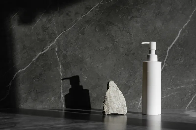 Beyond the Box: How Direct-to-Consumer Beauty Brands Are Rewriting the Rules of Packaging Hierarchy